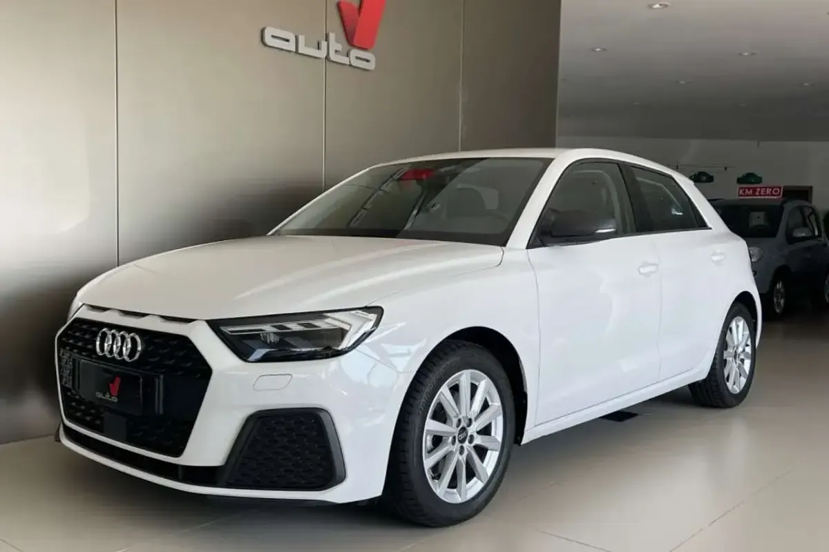 Usata Audi A1 Advanced Plus 110 CV (80 kW) 2024 Bianco SUV