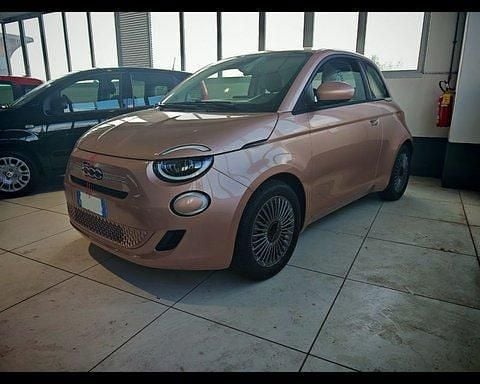 Nuova Fiat 500 65 CV (47 kW) 2026 Rosa Utilitaria