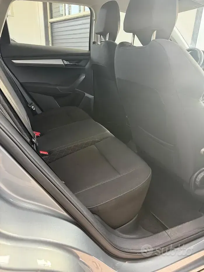 Usata Skoda Karoq Ambition 116 CV (85 kW) 2020 Grigio SUV