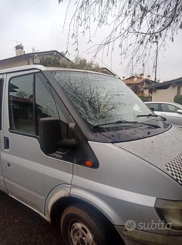 Usata Ford Transit 2006 Grigio Monovolume