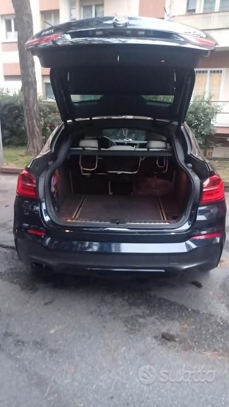 Usata BMW X4 190 CV (139 kW) 2018 Blu SUV