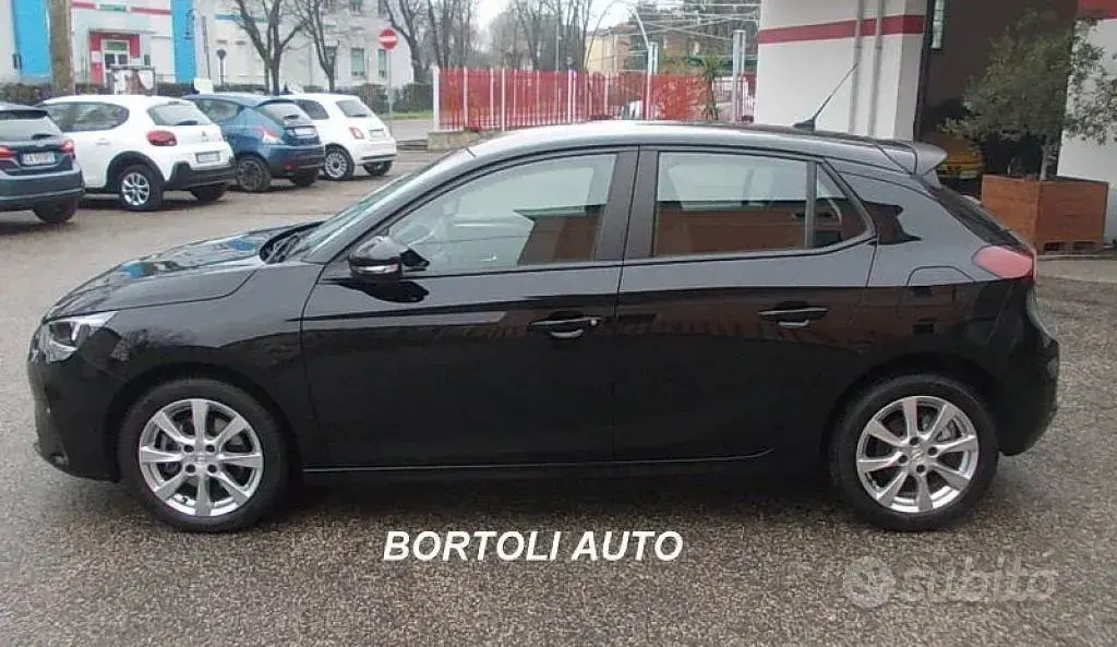Usata Opel Corsa Edition 102 CV (75 kW) 2023 Nero Utilitaria