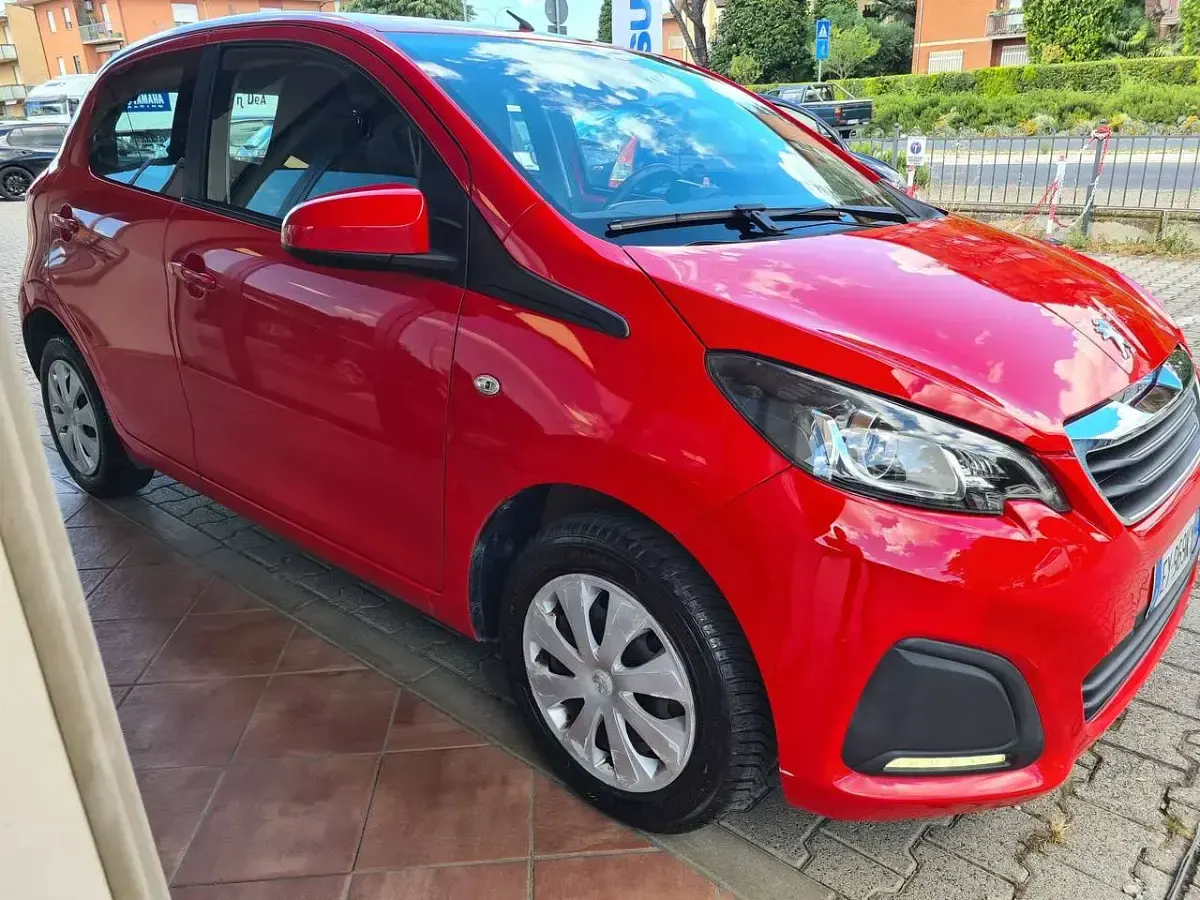 Usata Peugeot 108 Active 69 CV (50 kW) 2015 Rosso Utilitaria