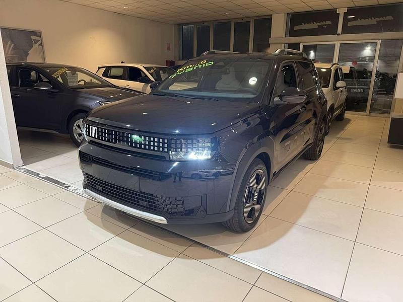 Nuova Fiat Grande Panda La Prima 110 CV (80 kW) 2025 Nero Utilitaria