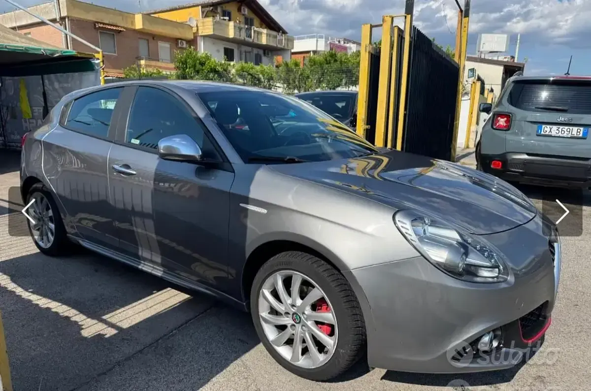 Usata Alfa Romeo Giulietta 120 CV (88 kW) 2017 Grigio Utilitaria