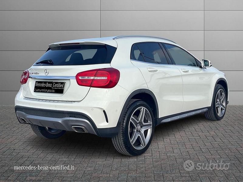 Usata Mercedes GLA220 Premium 177 CV (130 kW) 2017 Bianco SUV