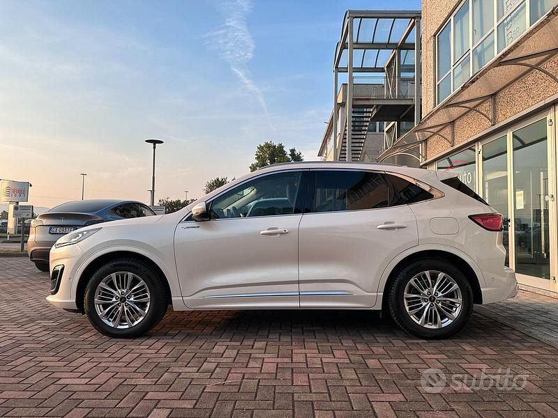Usata Ford Kuga Vignale 190 CV (139 kW) 2021 Bianco SUV