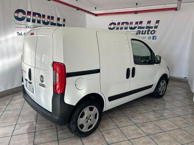Usata Fiat Fiorino 95 CV (69 kW) 2022 Bianco pastello Monovolume
