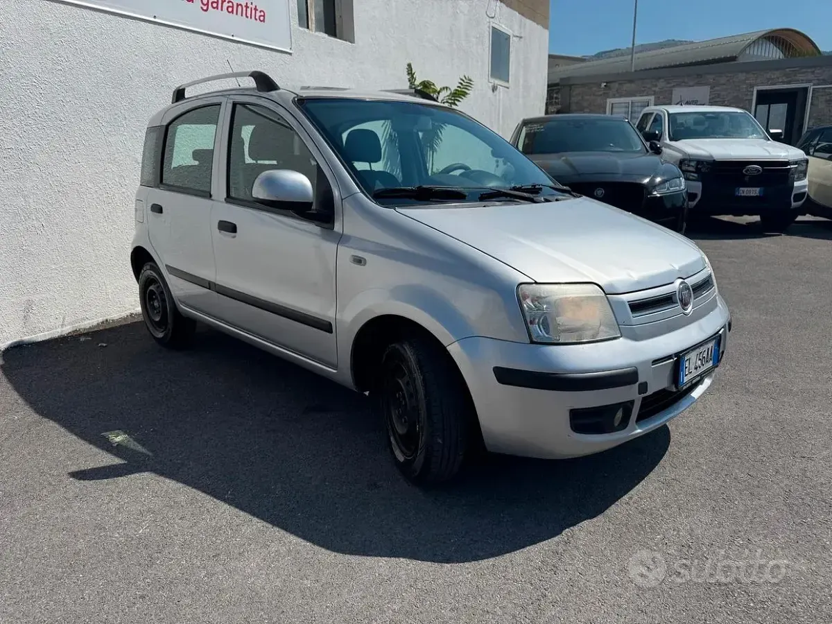 Usata Fiat Panda Classica 75 CV (55 kW) 2012 Grigio Utilitaria