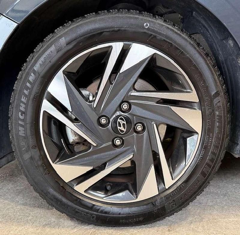 Usata Hyundai i20 101 CV (74 kW) 2021 Grigio Utilitaria