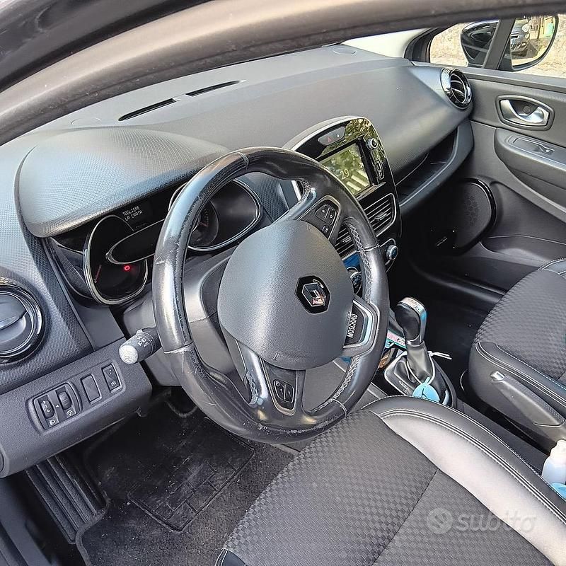 Usata Renault Clio IV Zen 90 CV (66 kW) 2019 Berlina
