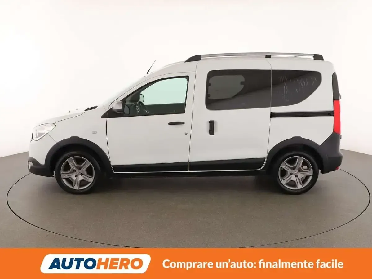 Usata Dacia Dokker Stepway 95 CV (69 kW) 2019 Bianco Monovolume