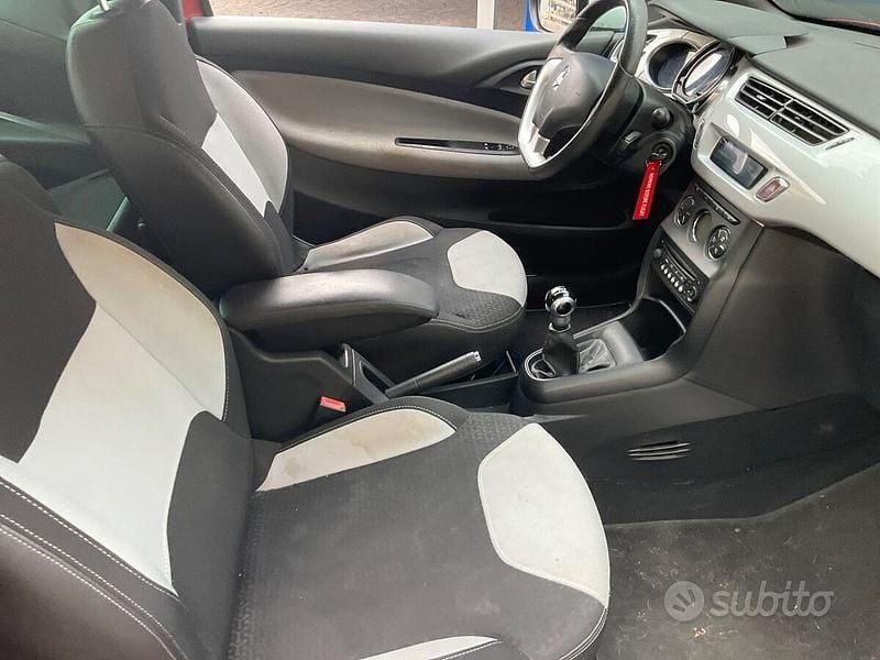 Usata DS Automobiles DS3 Chic 81 CV (59 kW) 2013 Rosso Coupé