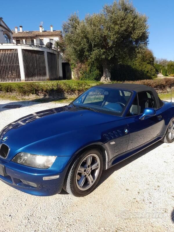 Usata BMW Z3 118 CV (86 kW) 1999 Blu Cabrio