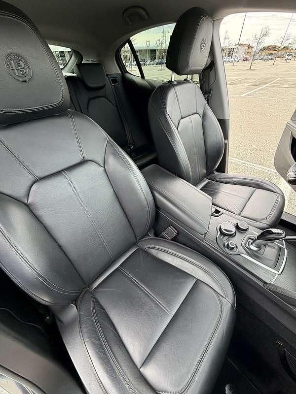 Usata Alfa Romeo Stelvio Super 209 CV (153 kW) 2018 Grigio SUV
