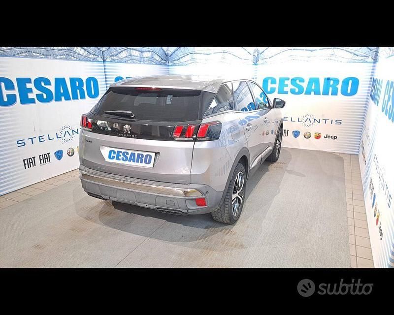Usata Peugeot 3008 Business-Line 120 CV (88 kW) 2017 Grigio SUV