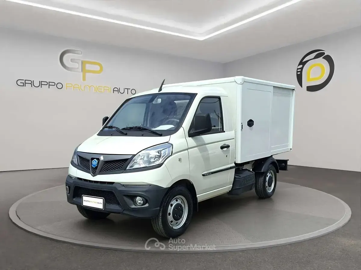 Occasion Piaggio Porter 106 ch (77 kW) 2024 Blanc Van