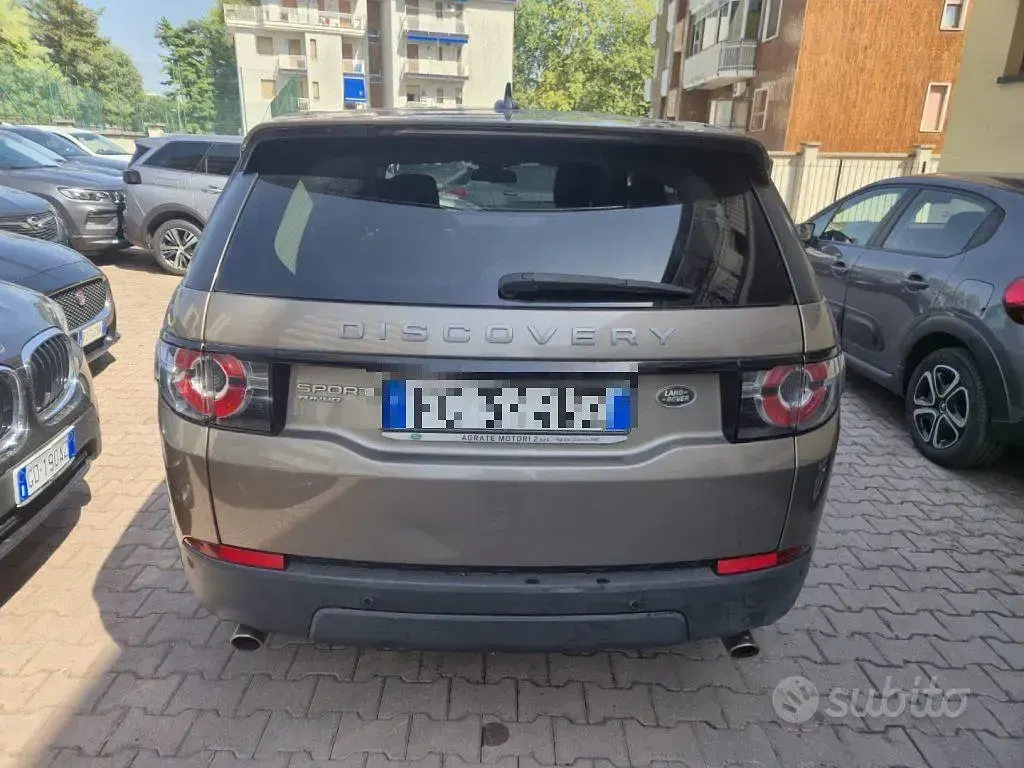 Usata Land Rover Discovery Sport SE 150 CV (110 kW) 2016 Marrone SUV