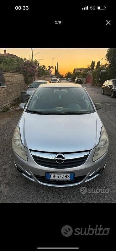 Usata Opel Corsa 69 CV (50 kW) 2007 Grigio Utilitaria