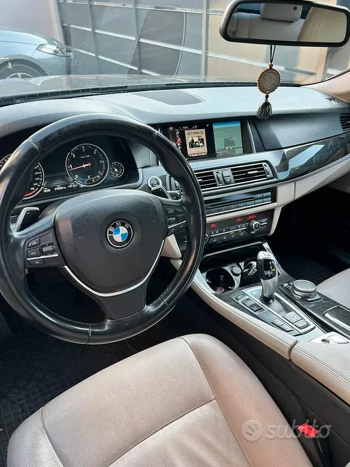 Usata BMW 520 Luxury Line 190 CV (139 kW) 2016 Grigio Berlina