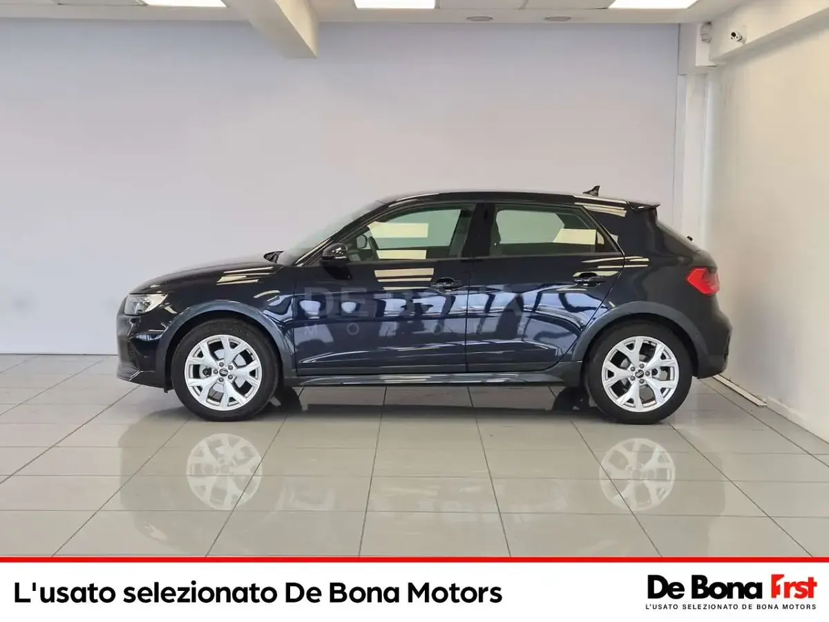 Usata Audi A1 150 CV (110 kW) 2021 Azzurro SUV