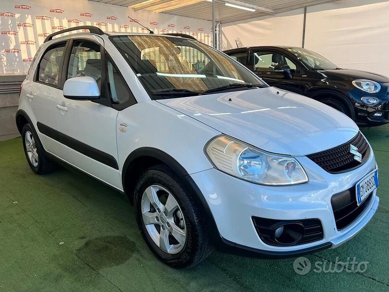 Usata Suzuki SX4 120 CV (88 kW) 2012 Bianco SUV