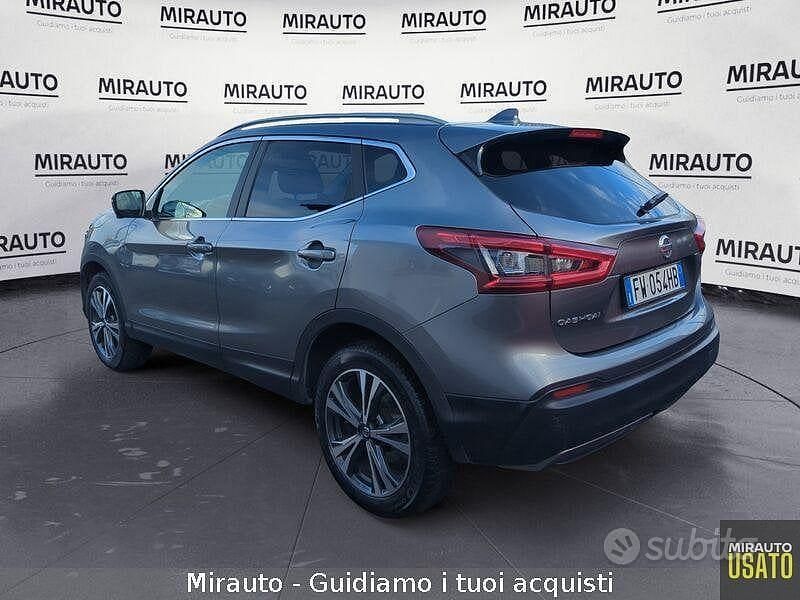 Usata Nissan Qashqai N-Connecta 116 CV (85 kW) 2019 Grigio scuro SUV