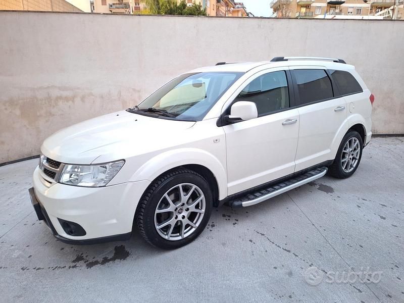 Usata Fiat Freemont Lounge 170 CV (125 kW) 2012 Bianco SUV