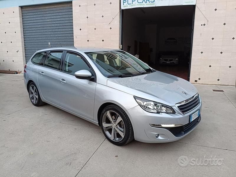 Usata Peugeot 308 Business-Line 100 CV (73 kW) 2016 Grigio Station wagon