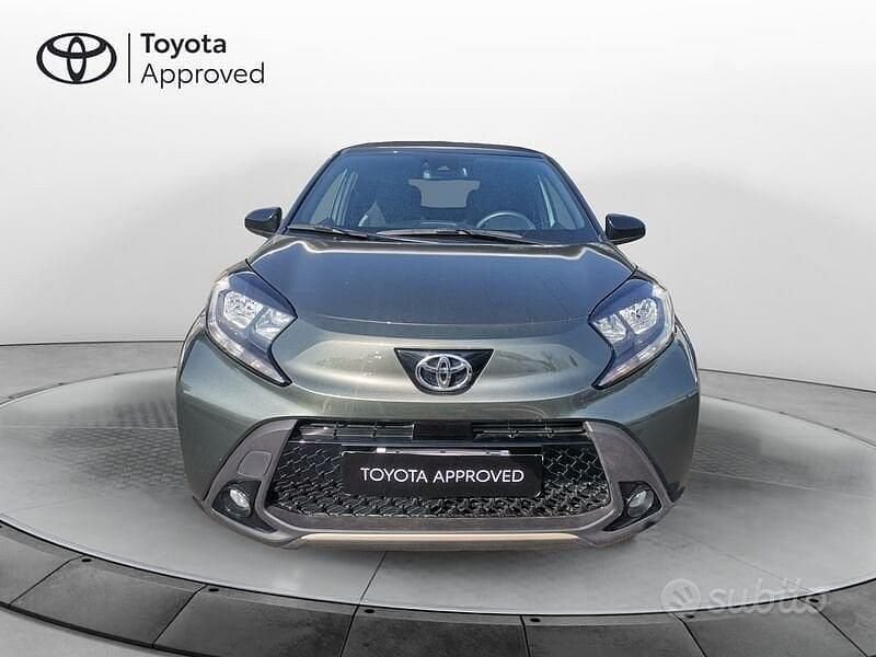 Usata Toyota Aygo X Trend 72 CV (52 kW) 2022 Verde SUV