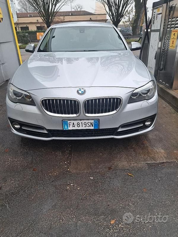 Usata BMW 520 2015 Grigio Berlina