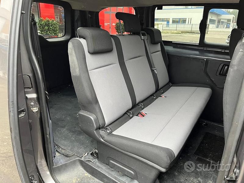 Usata Peugeot Expert 2018 Grigio Furgone