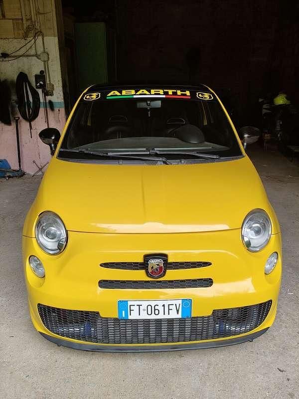 Usata Abarth 500 135 CV (99 kW) 2009 Utilitaria