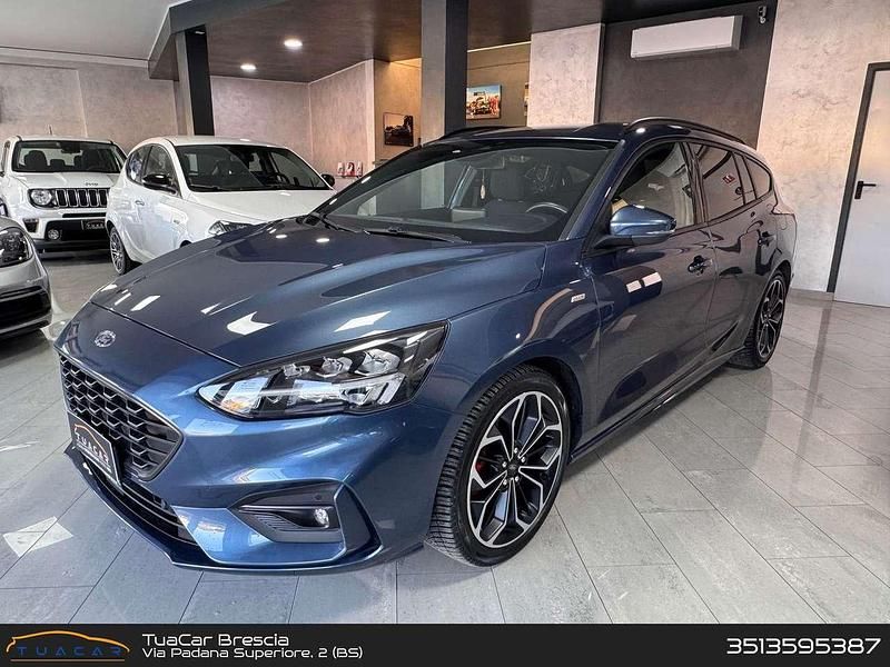 Blu Usata 2019 Ford Focus ST-Line Station wagon | 13.500 € (Buon prezzo) - Immagine 1/4