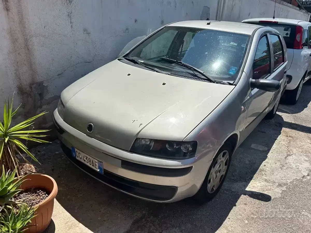Usata Fiat Punto 60 CV (44 kW) 2003 Utilitaria