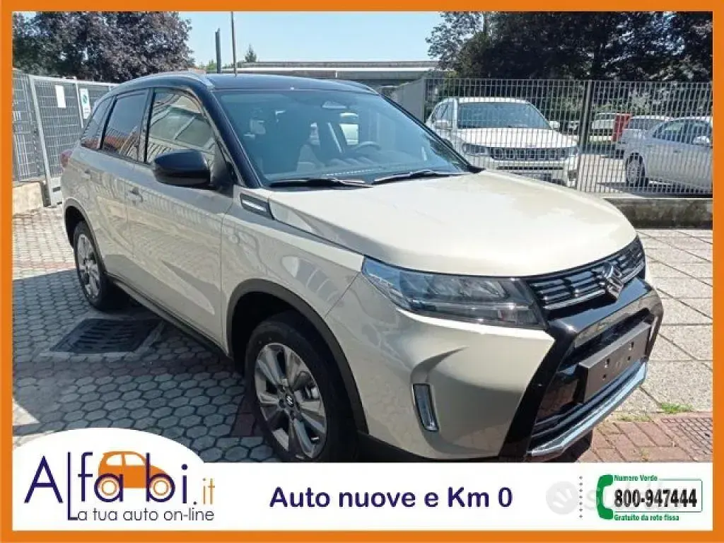 Nuova Suzuki Vitara Cool 110 CV (80 kW) 2026 Beige SUV