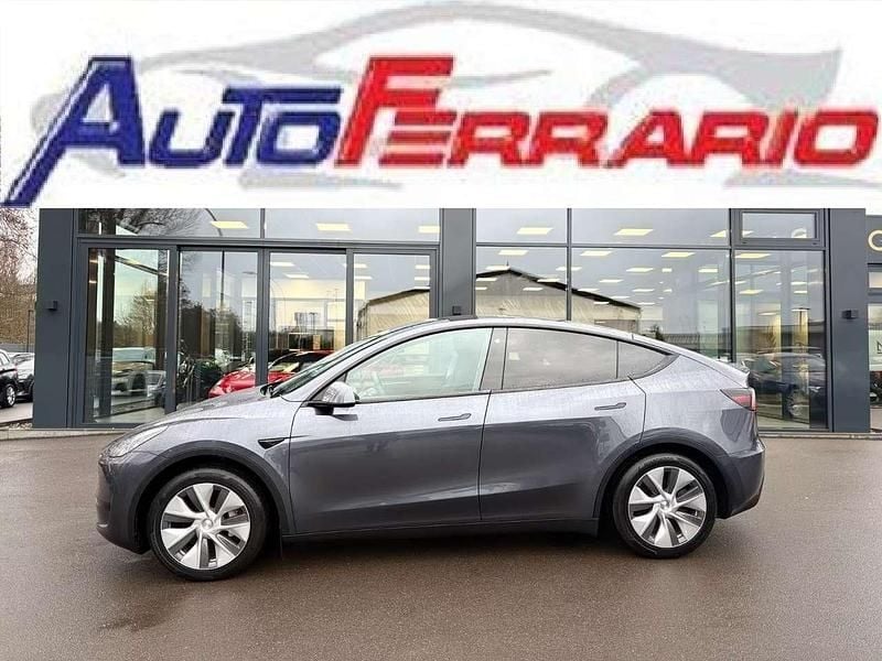 Grigio Usata 2023 Tesla Model Y RWD SUV | 31.800 € (Ottimo prezzo) - Immagine 1/4