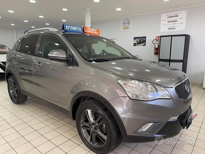 Usata SsangYong Korando 175 CV (128 kW) 2012 Grigio Berlina