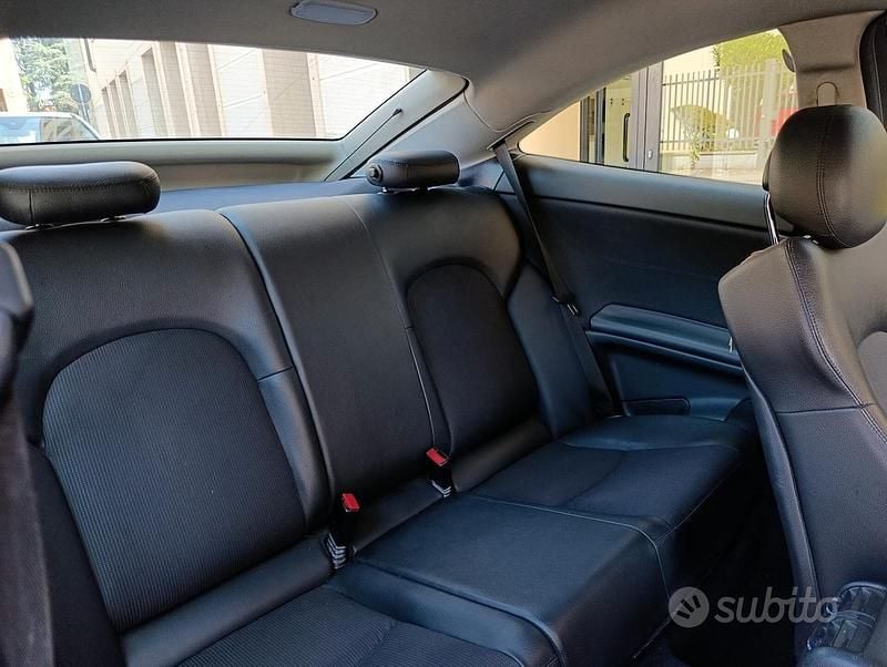 Usata Mercedes C200 Chrome 135 CV (99 kW) 2011 Grigio Coupé