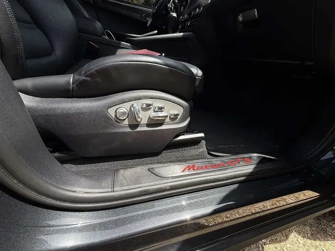 Usata Porsche Macan 441 CV (324 kW) 2024 Nero SUV