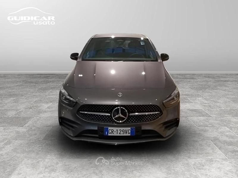 Usata Mercedes B180 Advanced Plus 116 CV (85 kW) 2024 Grigio Monovolume