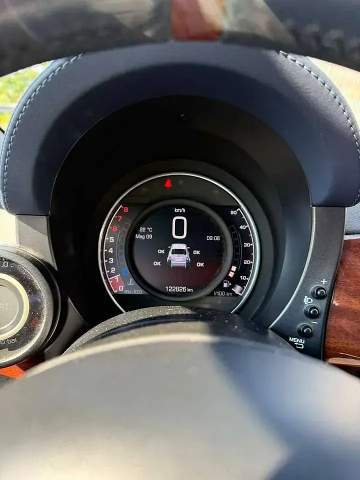 Usata Abarth 695 179 CV (131 kW) 2018 Blu/azzurro Utilitaria