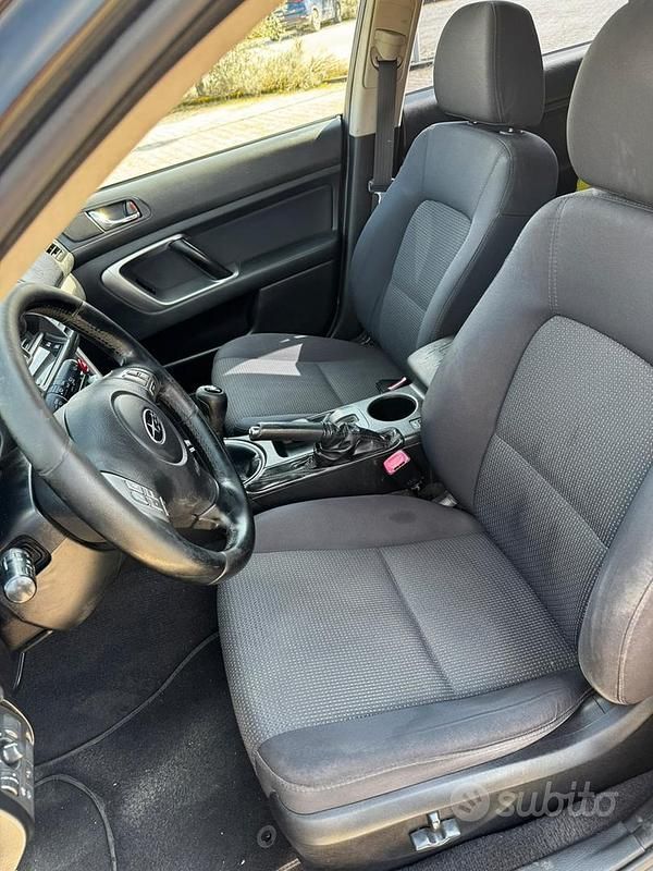 Usata Subaru Outback 2008 Nero Station wagon