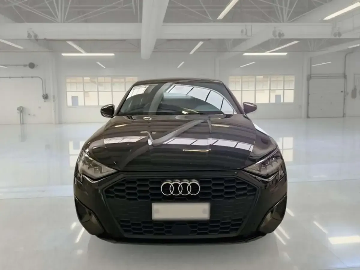 Usata Audi A3 Business 150 CV (110 kW) 2023 Nero Berlina