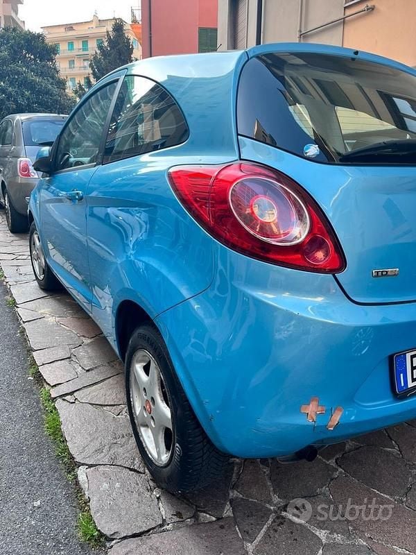 Usata Ford Ka 75 CV (55 kW) 2010 Blu Utilitaria