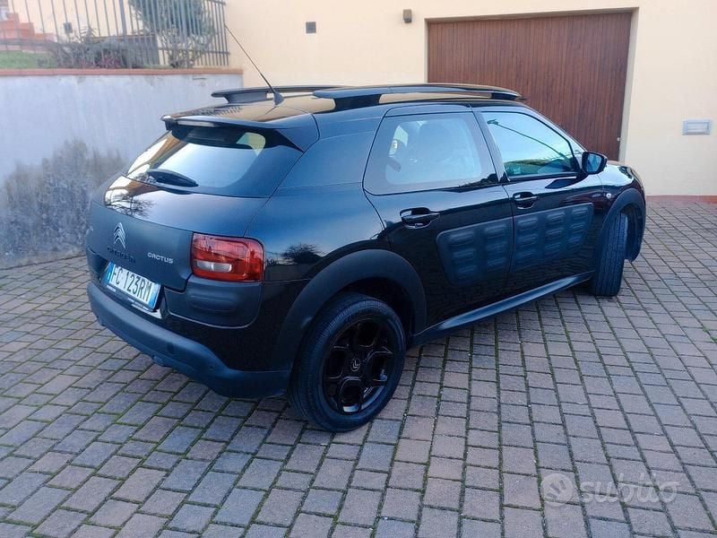Usata Citroën C4 Cactus 82 CV (60 kW) 2016 Nero Utilitaria