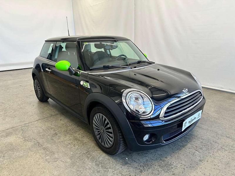 Usata Mini ONE 75 CV (55 kW) 2010 Nero Utilitaria