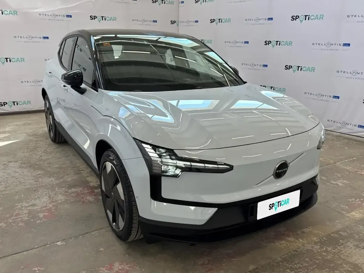 Usata Volvo EX30 Performance 314 kW (428 CV) 2024 Blu SUV