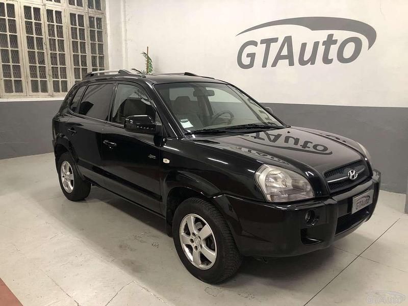 Nero Usata 2008 Hyundai Tucson Dynamiq SUV | 4900 € (Buon prezzo) - Immagine 1/4