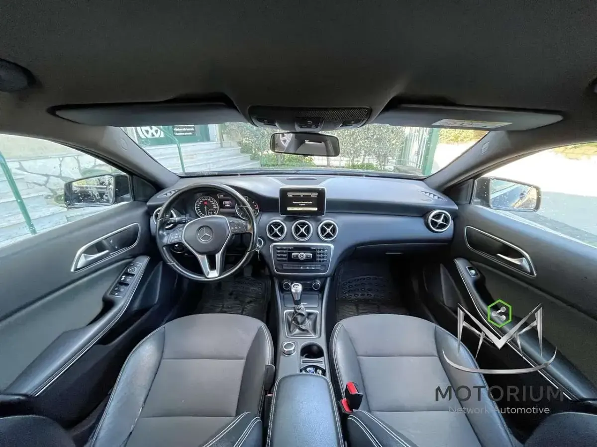 Usata Mercedes A180 Edition 109 CV (80 kW) 2015 Nero Utilitaria